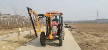 Gamyklos tiesioginio pardavimo Traktoriaus varančiųjų hidrauliniai gyvatvorių rotorinės žoliapjovės pjovimo medžių lapai
