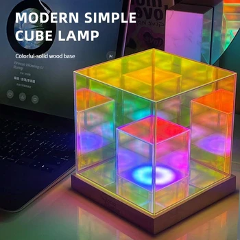 Spalva Rubiko kubo langelį miegamojo, naktiniai staleliai, lempa asmenybės papuošalų kūrybos darbalaukio atmosfera apdailos naktinė lempa