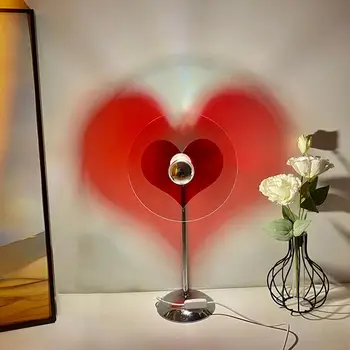 Stalo Lempa Stilingas, Akį traukiantis Metalo Išskirtinį Širdies Formos Šviesos LED Stalo Lempa Fotografija