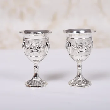 vintage white goblet cinko lydinys goblet raižyti iškilumo taurelė baltojo stiklo namų vestuvių akinius šalies šalies Kristalų